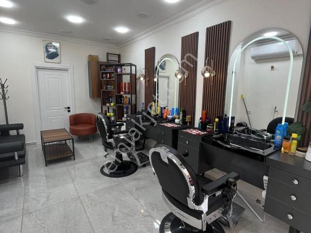 Ogün'den Güzelyalı Merkezde Full Yapılı Devren Kiralık Berber Dükkanı