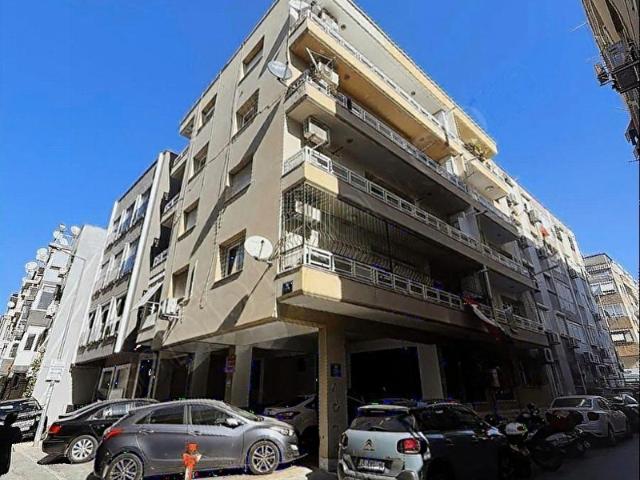 OGÜN'DEN GÜZELYALI MERKEZDE KÖŞE OTOPARKLI SATILIK DAİRE
