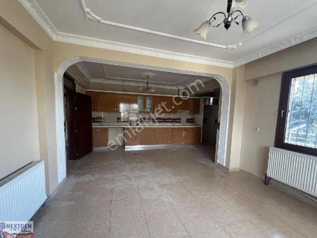 Odabaşı Ekincide 3+1 Kiralık Doğal Gazlı Daire