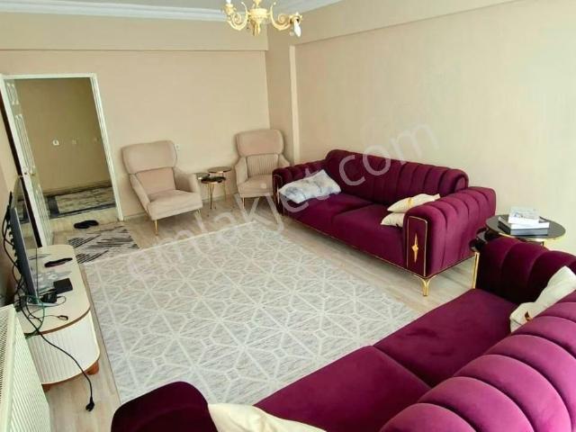 Odabaşı Gayrimenkul'den Tesisler Kavşağında Ferah Cepheli 3+1