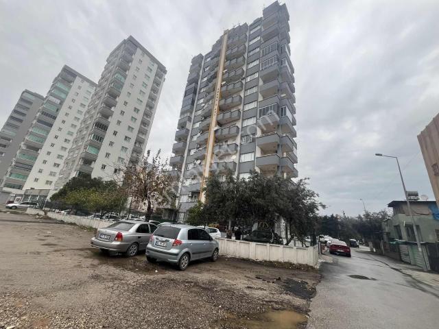 Odak Tıp Civarı/30 M2 Depo/ön Kulllanım Alanlı/iskanlı/acil!