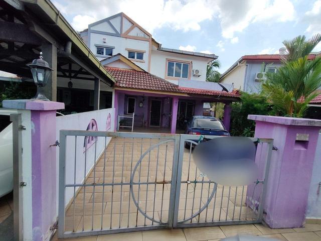 Odd Unit intermediate lot with land facing open Taman Desa Casuarina