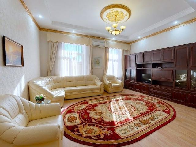 Одесса, Софиевская 11, продажа четырёхкомнатной квартиры, район Приморский