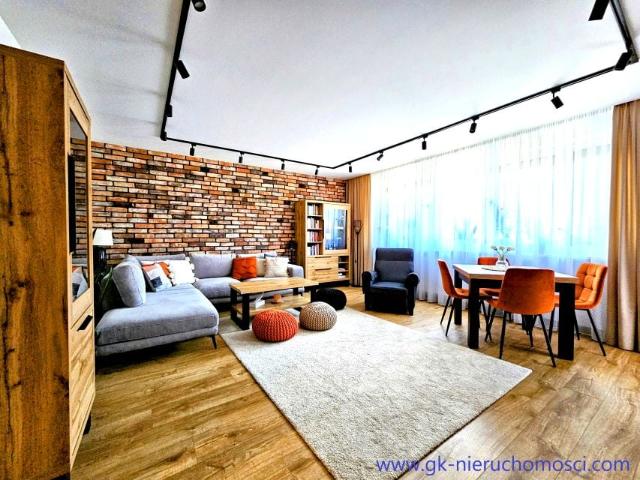 Odkryta 104 m², Warszawa