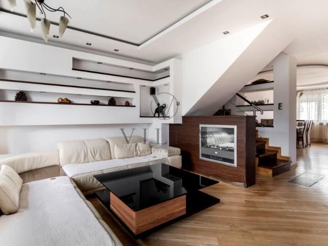 Odkryta 180 m², Warszawa