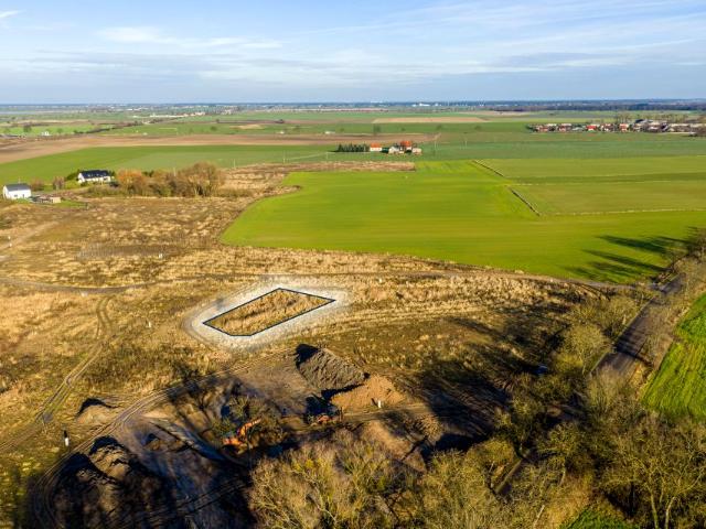 Odległa 1 676 m², Młodasko