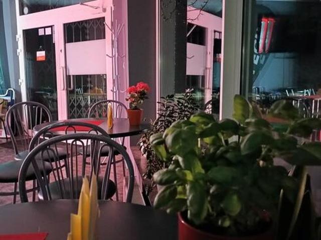 Odstąpię lokal typu kebab w Kołobrzegu przy PKP