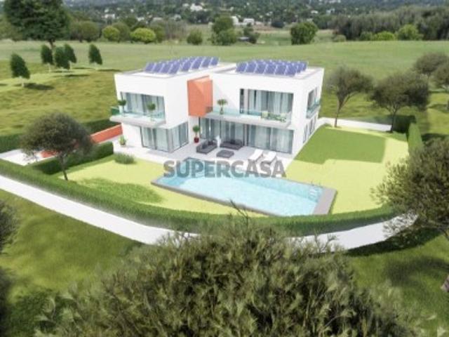 Oeiras Golf Residence Moradia T5 com Piscina