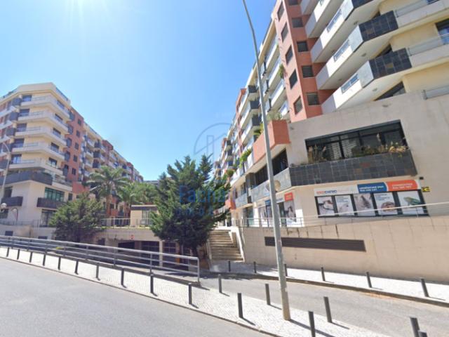 Oeiras Lisboa 102522449