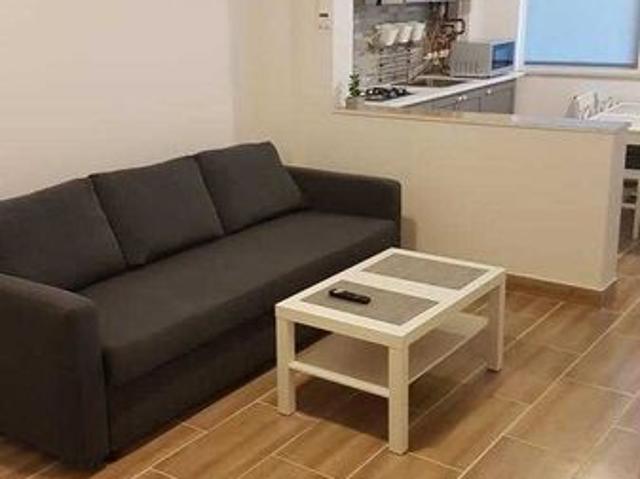 Ofer in chirie apartament doua camere Mamaia Nord la 100 m de mare
