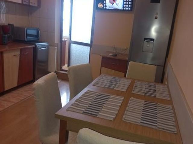 Ofer pentru inchiriere ap3 cam,conf1,dec.,doua bai,loc parcare,Gav3