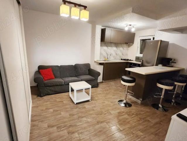 Ofer spre inchiriere ap cu 2 camere Aparatorii Patriei