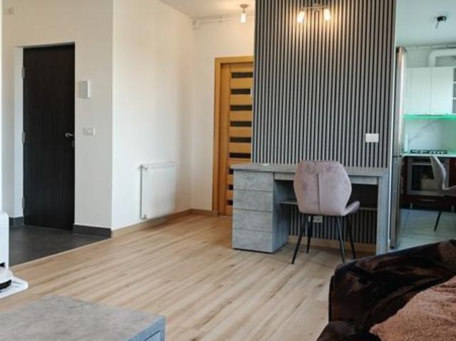 Ofer spre închiriere apartament cu doua camere in Westfield