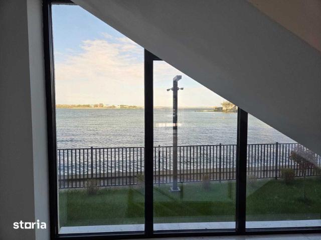 Ofer spre inchiriere apartament LAKE ONE Mamaia pe termen lung