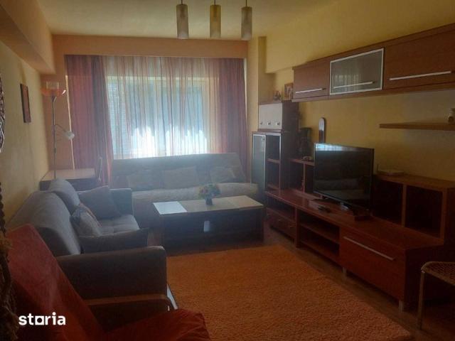 Ofer spre inchiriere apartament 3 camere, mobilat, etaj 2/8, Tomis 2
