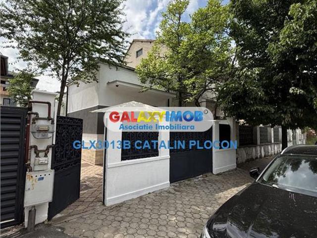 ofer spre inchiriere casa cu 4 camere 1 mai