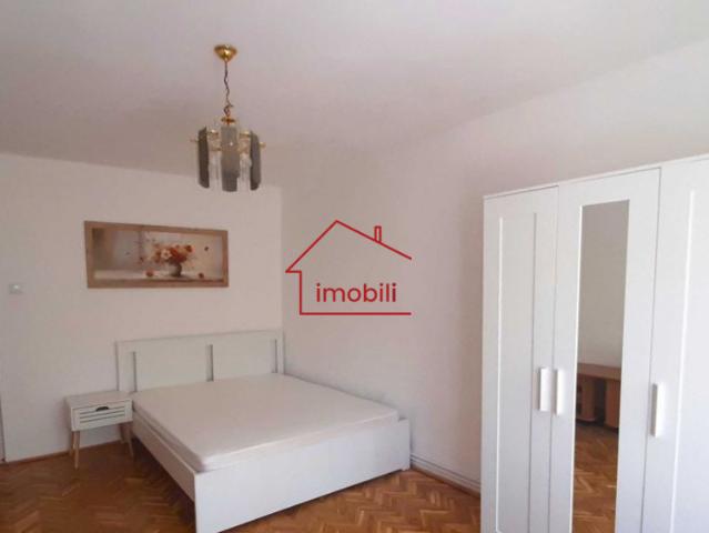 Oferim spre inchiriere apartament 2 camere in Zorilor cu CT, etaj 1/4