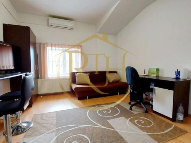 Oferim spre inchiriere garsoniera, zona Soarelui langa Sud Plaza