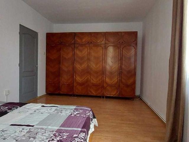 Oferta 400 euro ! Cazare Untold apartament cu 3 camere