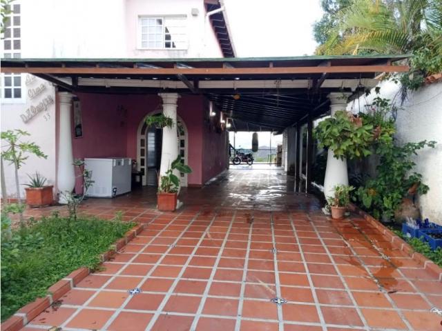 Oferta Casa en venta los Teques Urbanización la Fontanera