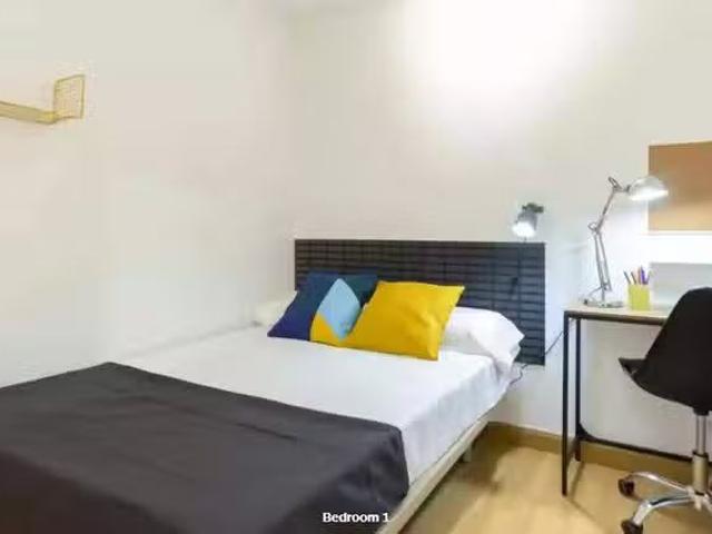 Acogedor Habitación en 28036 Madrid, Spain