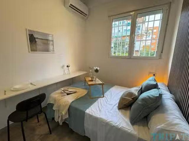 Encantador Habitación en Avenida Cerro de los Ángeles, Usera