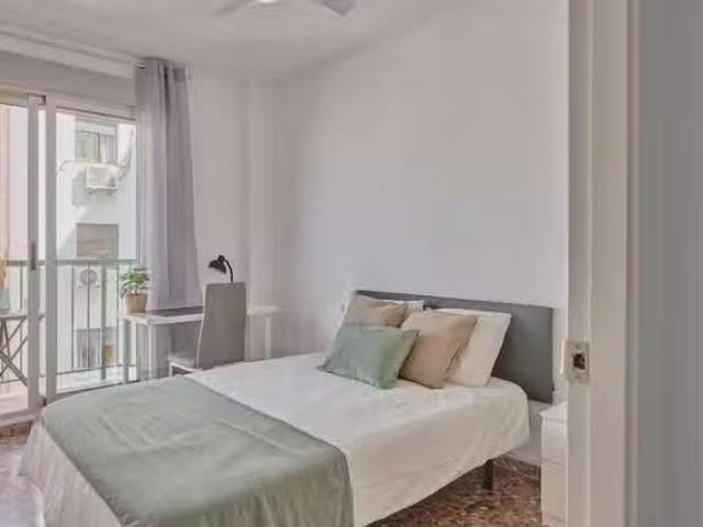 Acogedor Habitación en Avenida del Primado Reig, Sant Antoni