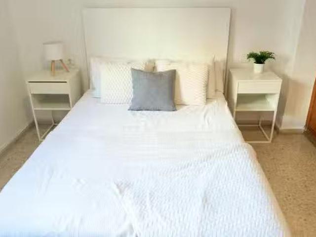 Bonito Habitación en Calle Zafiro, Las Avenidas