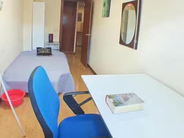 ¡Renta! Habitación en Calle Cjal. Francisco José Jiménez Martí.