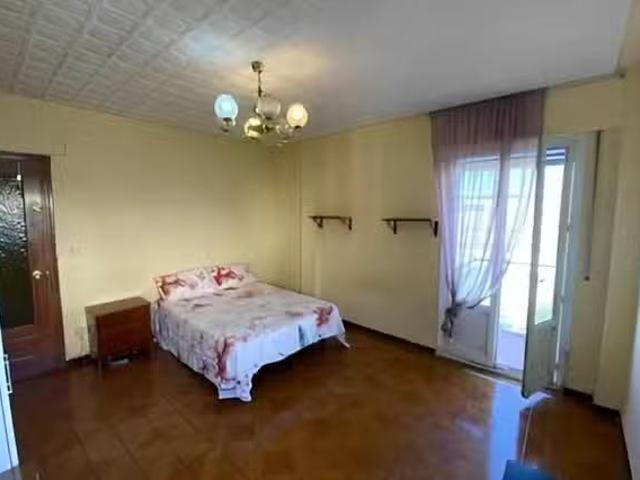 Acogedor Habitación en Calle de Antonio López, Moscardó