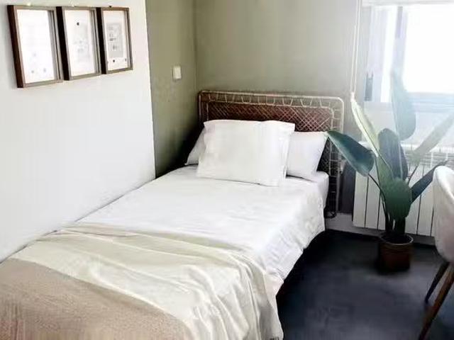 ¡Oferta! Habitación en Calle de Canillas, Chamartín