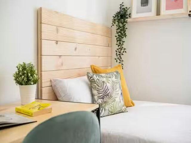 Bonito Habitación en Calle de los Olivos, Vallehermoso