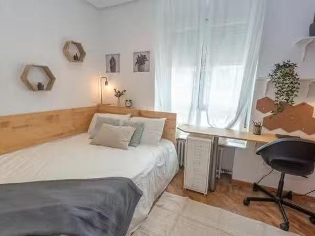 Único Habitación en Calle Hilarión Eslava, Gaztambide