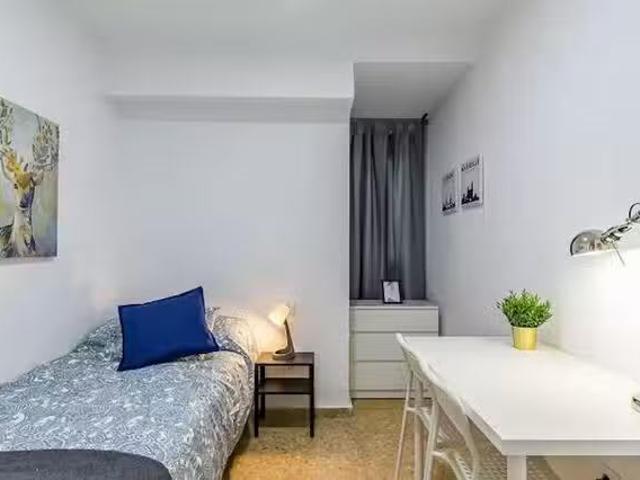 ¡Renta! Habitación en Calle Juan Bautista Llovera, El Grao