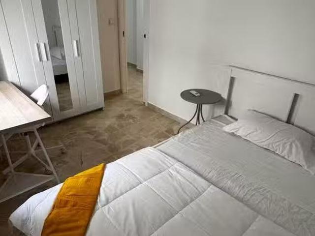 ¡Oferta! Habitación en Calle Juanito Valderrama