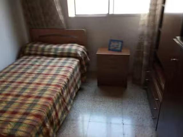 Bonito Habitación en Calle Murcia, Polígono San Blas