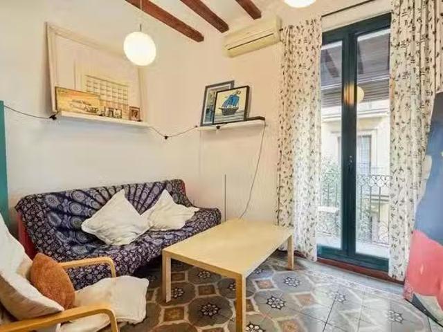 Bonito Habitación en Carrer de Joaquín Costa, El Raval