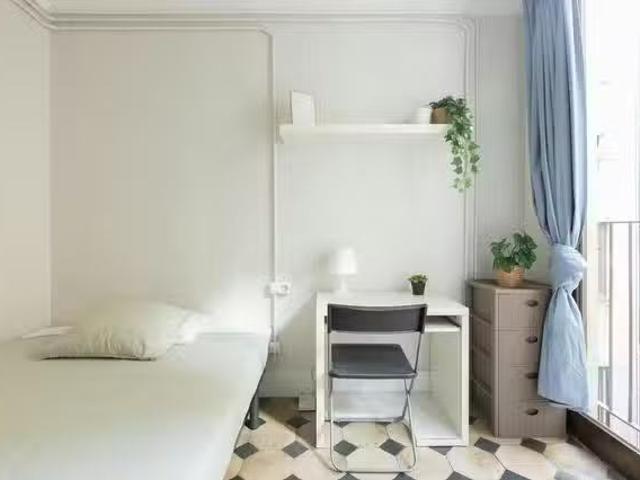 ¡Renta! Habitación en Carrer de la Llibreteria, El Gòtic