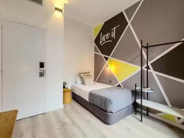 Único Habitación en Carrer de la Unió
