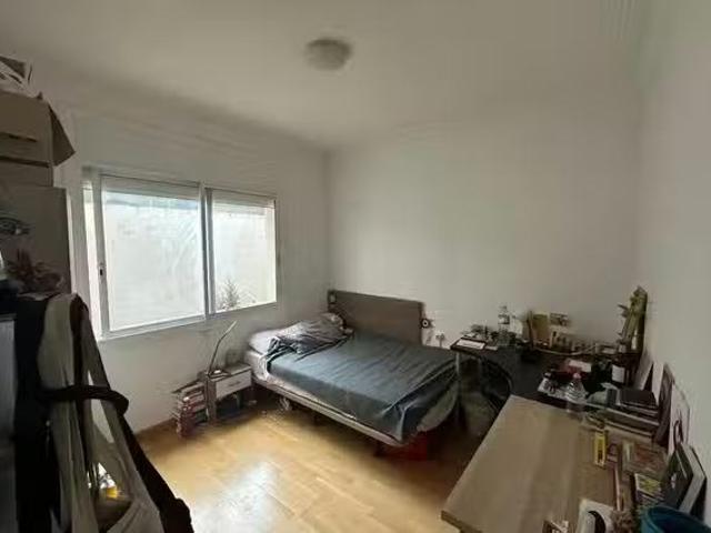 ¡Recién llegado! Habitación en Carrer de Santa Amèlia, Sarrià.