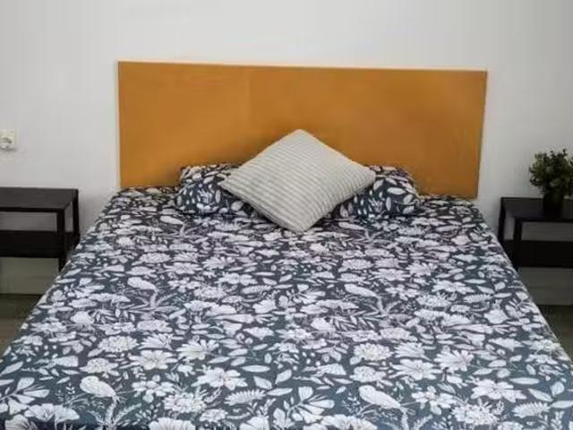 ¡Renta! Habitación en Carrer de Santa Albina, El Carmel