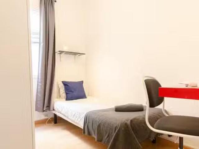 ¡En alquiler! Habitación en Carrer de Pareto