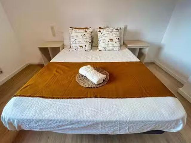 Bonito Habitación en Carrer del Batxiller
