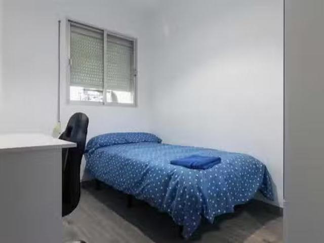 Bonito Habitación en Carrer del Doctor Vicent Zaragoza
