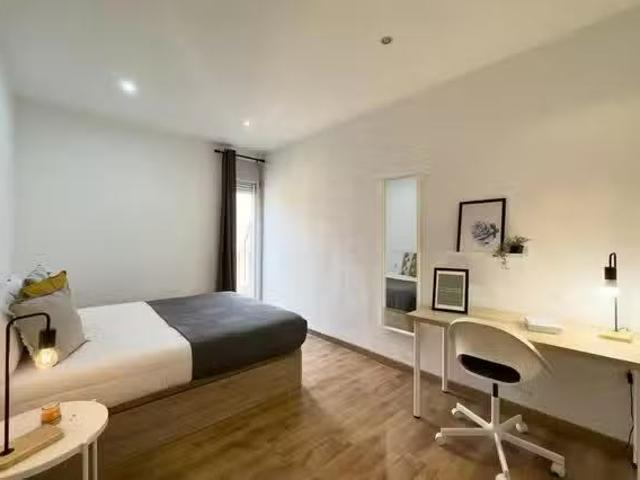 Barato Habitación en Carrer Nou de la Rambla, El Raval