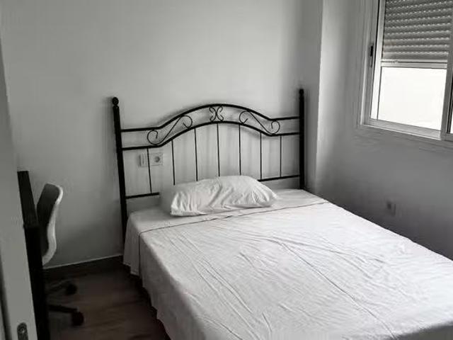 Encantador Habitación en Pasaje Pezuela, Las Chapas