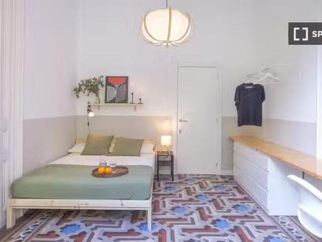 ¡En alquiler! Habitación en piso compartido en La Dreta de l'E.