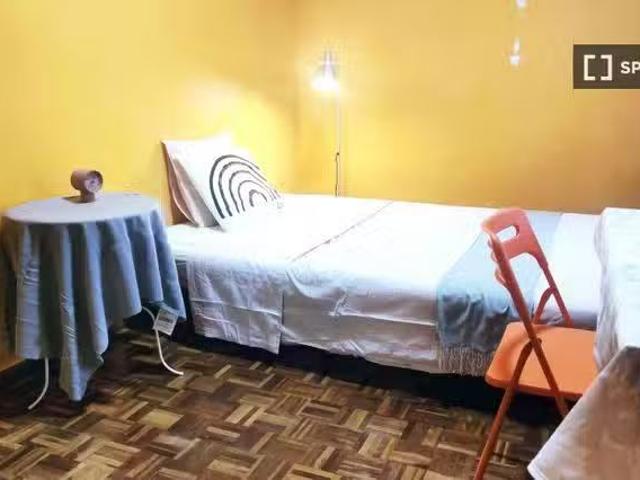 ¡Oferta! Habitación en piso compartido en madrid