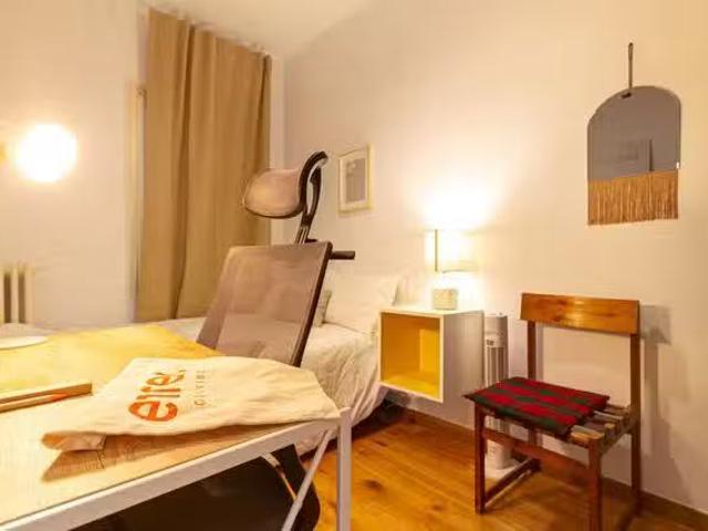 ¡Oferta! Habitación en Ronda del General Mitre