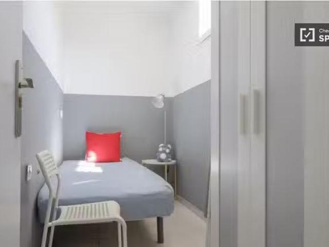 Barato Habitaciones en alquiler en Sol, Madrid Sólo Estudian.